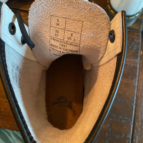 Dr. Martens 1460 White Smooth Leather Women's Lace Up Boots Size 8 - Picture 7 of 7